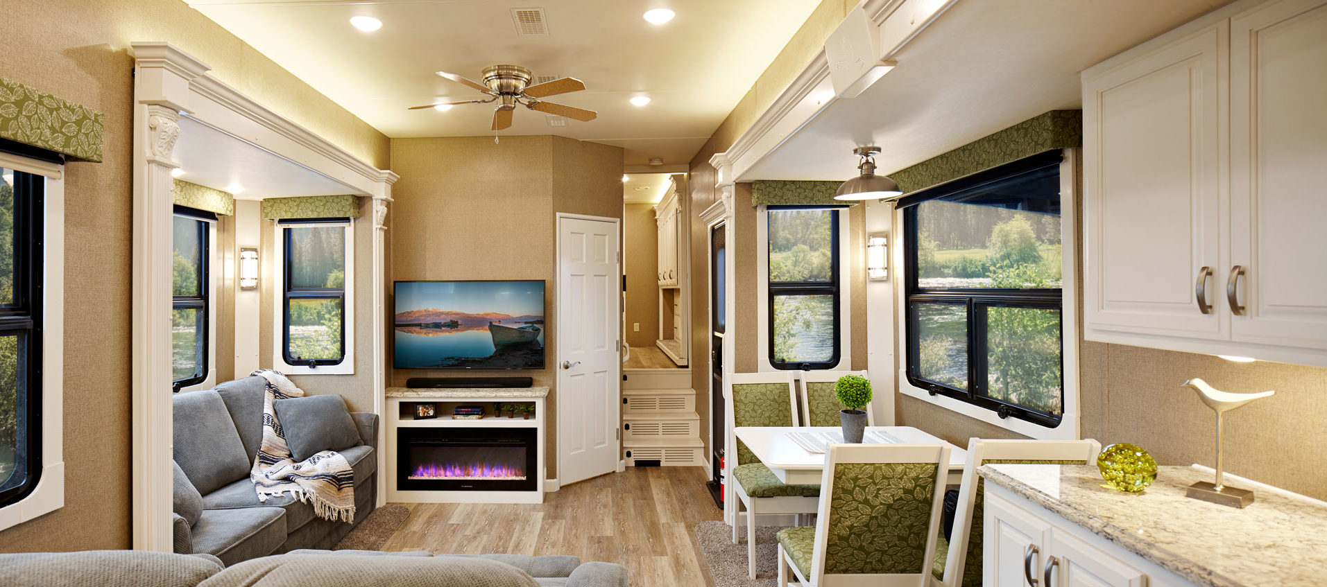 True Four-Season Luxury Fifth Wheel